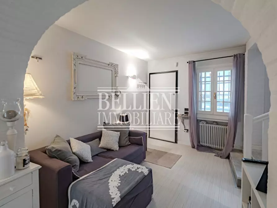 Immagine 2 di Casa indipendente in vendita  in Viale Riviera Berica a Vicenza