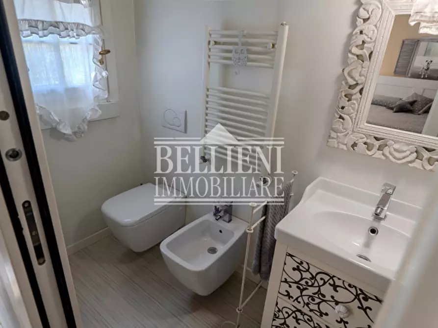 Immagine 17 di Casa indipendente in vendita  in Viale Riviera Berica a Vicenza