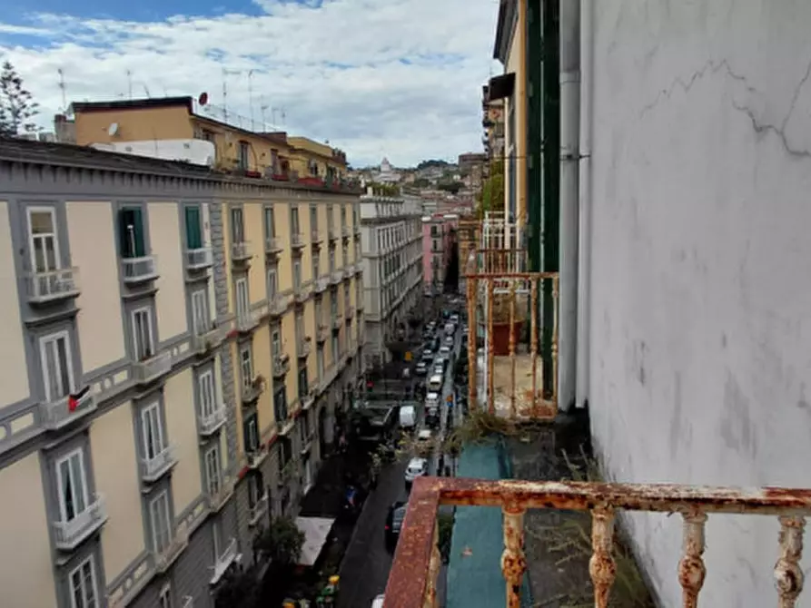 Immagine 1 di Camera in affitto  in via duomo 63 a Napoli