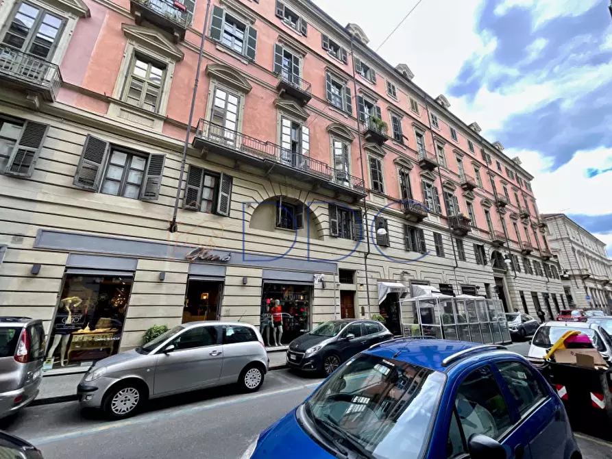 Immagine 31 di Appartamento in vendita  in Via Giovanni Giolitti 9 a Torino
