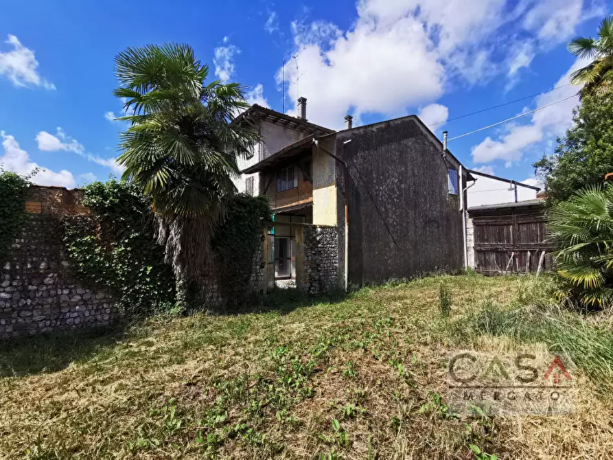 Immagine 1 di Rustico / casale in vendita  in Via G. Mazzini a Cordenons