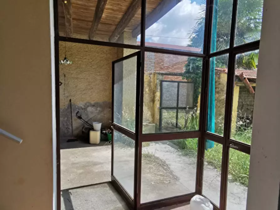 Immagine 3 di Rustico / casale in vendita  in Via G. Mazzini a Cordenons
