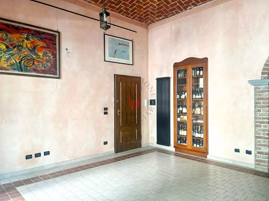 Immagine 2 di Negozio in vendita  in Via Bainsizza 23 a Torino