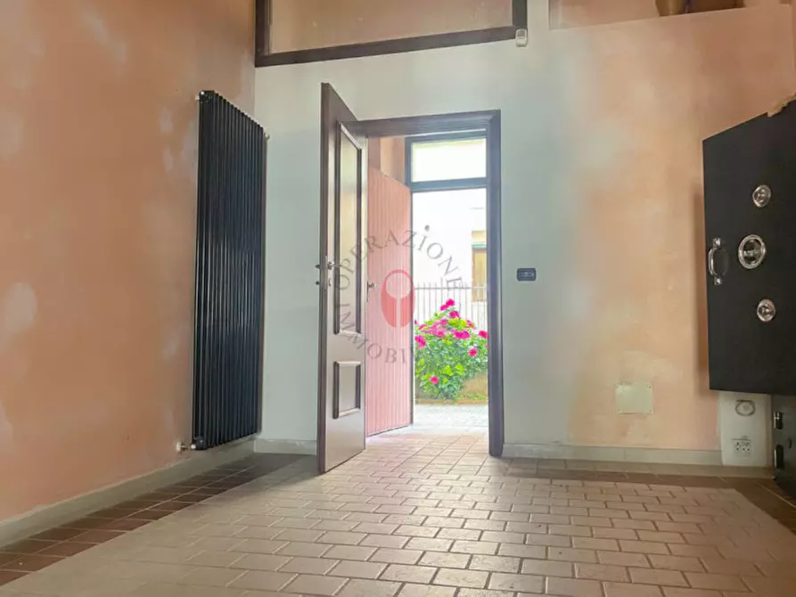 Immagine 8 di Negozio in vendita  in Via Bainsizza 23 a Torino