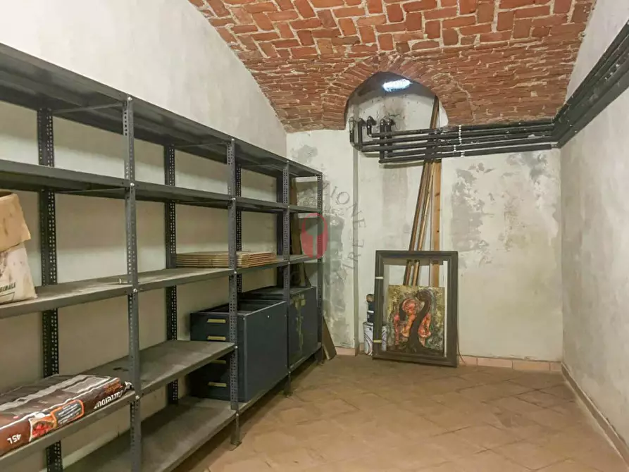 Immagine 13 di Negozio in vendita  in Via Bainsizza 23 a Torino