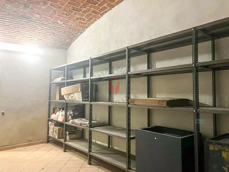 Immagine 14 di Negozio in vendita  in Via Bainsizza 23 a Torino