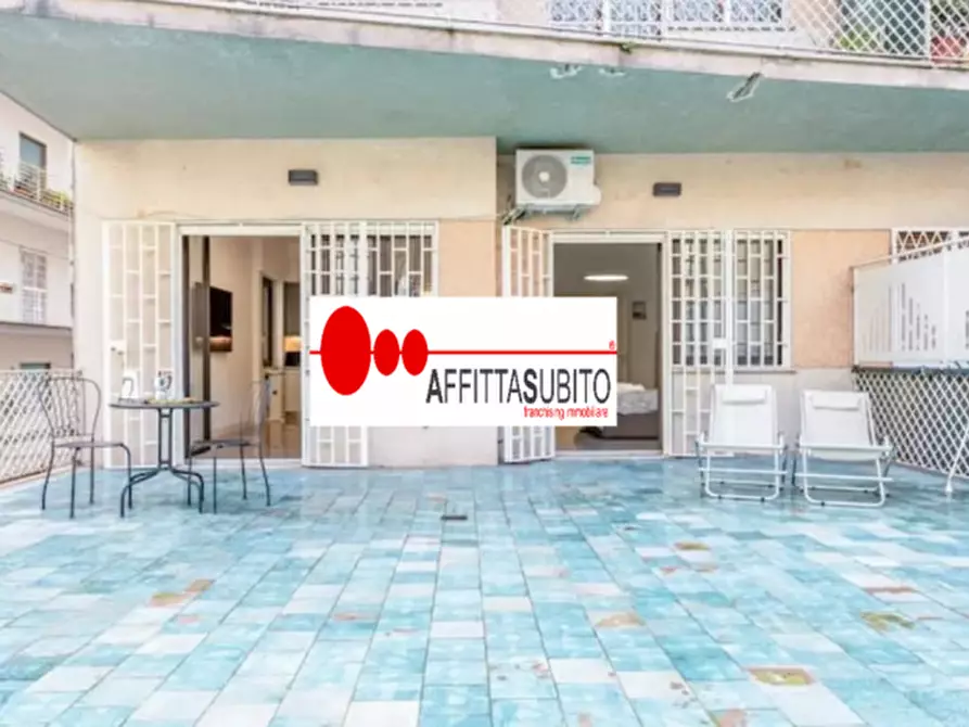 Immagine 2 di Appartamento in affitto  in via Luca Giordano a Napoli