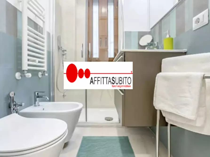 Immagine 17 di Appartamento in affitto  in via Luca Giordano a Napoli