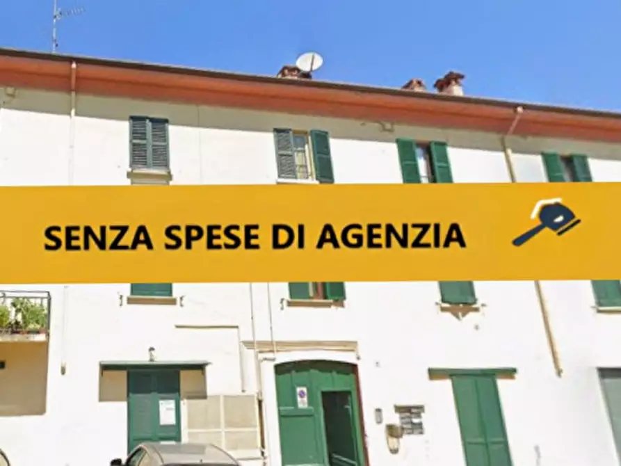 Immagine 1 di Appartamento in vendita  in Piazza Vittorio Emanuele II 17 - 22044 Inverigo (CO) a Inverigo