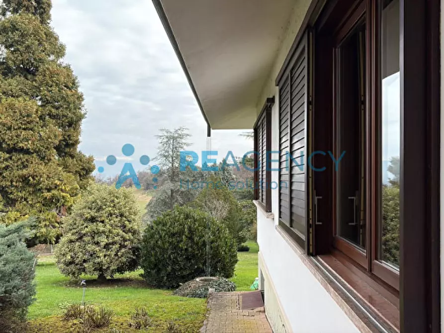 Immagine 1 di Villa in vendita  a Isola Vicentina