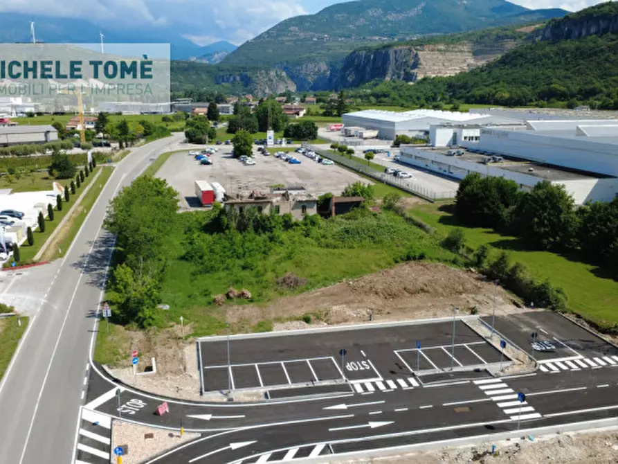 Immagine 3 di Terreno in vendita  in Via Nazionale del Brennero a Sant'ambrogio Di Valpolicella