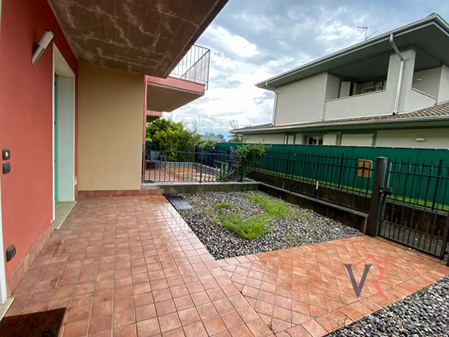 Immagine 1 di Villetta a schiera in vendita  in Via Galileo Galilei a Brandico