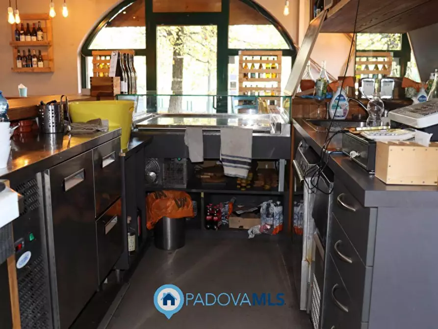 Immagine 4 di Attività commerciale in vendita  in via alessandro guidi, 23 a Padova