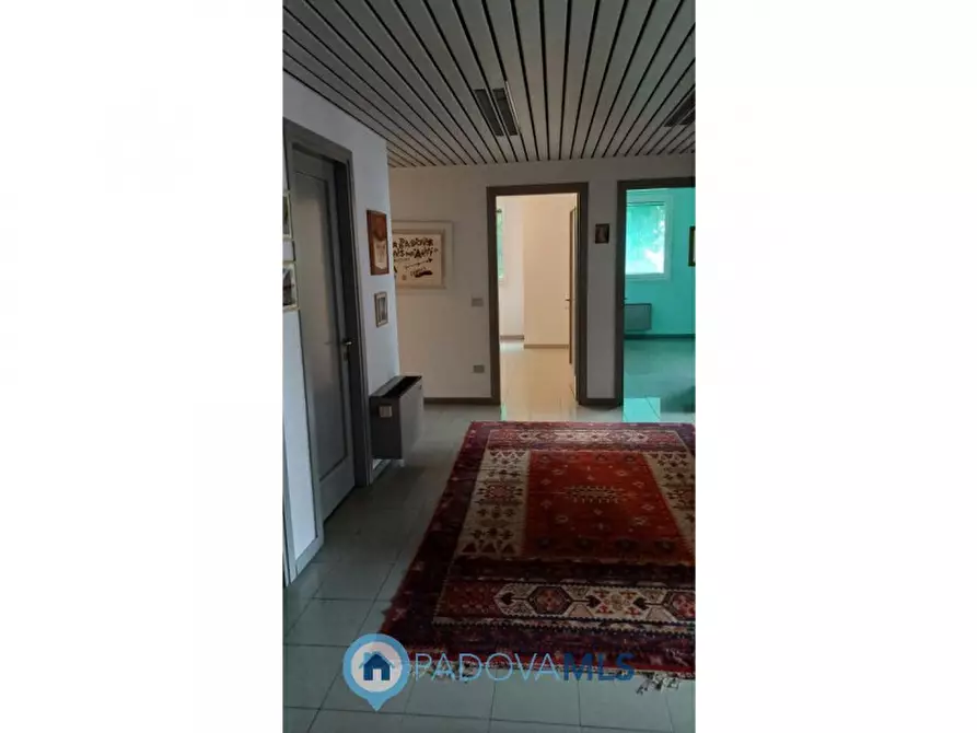 Immagine 8 di Ufficio in vendita  in via tiziano aspetti, 248 a Padova