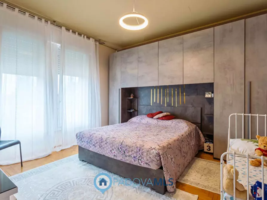 Immagine 18 di Appartamento in vendita  in via Francesco Guardi a Padova