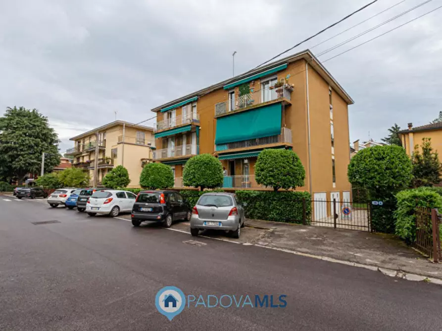 Immagine 32 di Appartamento in vendita  in via Francesco Guardi a Padova