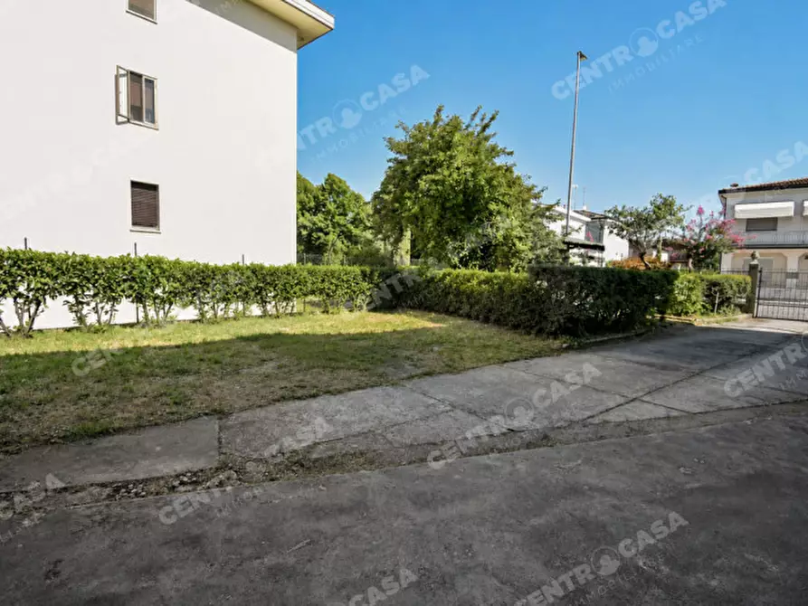 Immagine 25 di Appartamento in vendita  a Legnago