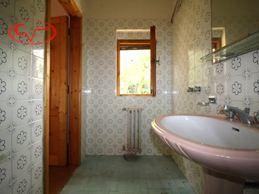 Immagine 13 di Casa indipendente in vendita  in Pratovalle a Loro Ciuffenna