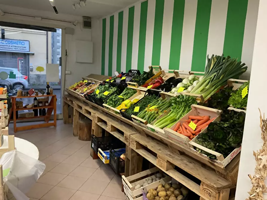 Immagine 2 di Attività commerciale in vendita  in Via Vittorio Emanuele II a Poggio A Caiano