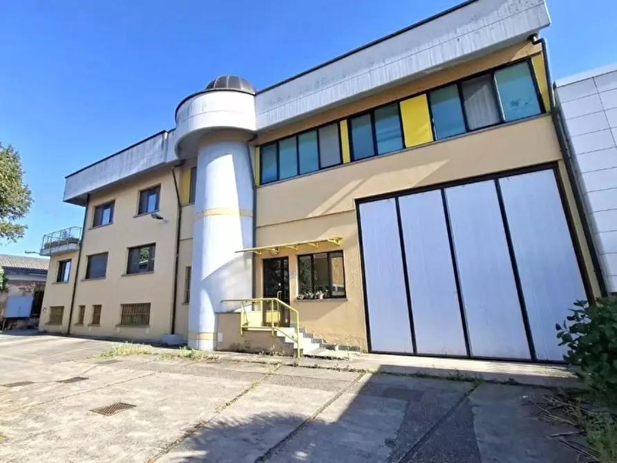 Immagine 1 di Capannone industriale in vendita  in Via Madonnina, 34, 27018 Vidigulfo PV, Italia a Vidigulfo