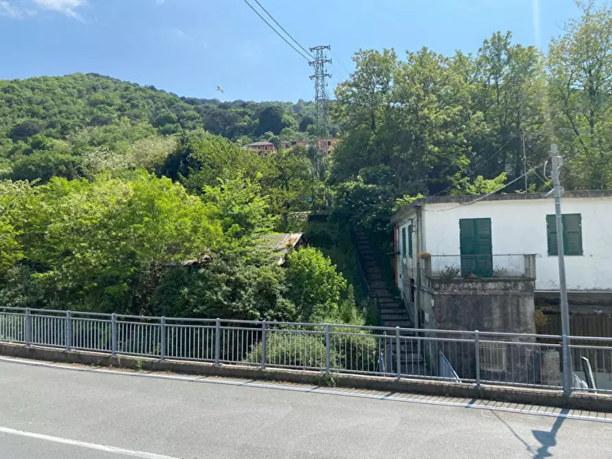 Immagine 3 di Terreno in vendita  in V. Ponte Carrega, 16141 Genova GE, Italia a Genova