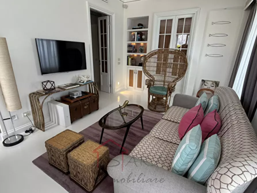 Immagine 46 di Casa indipendente in vendita  a Anacapri