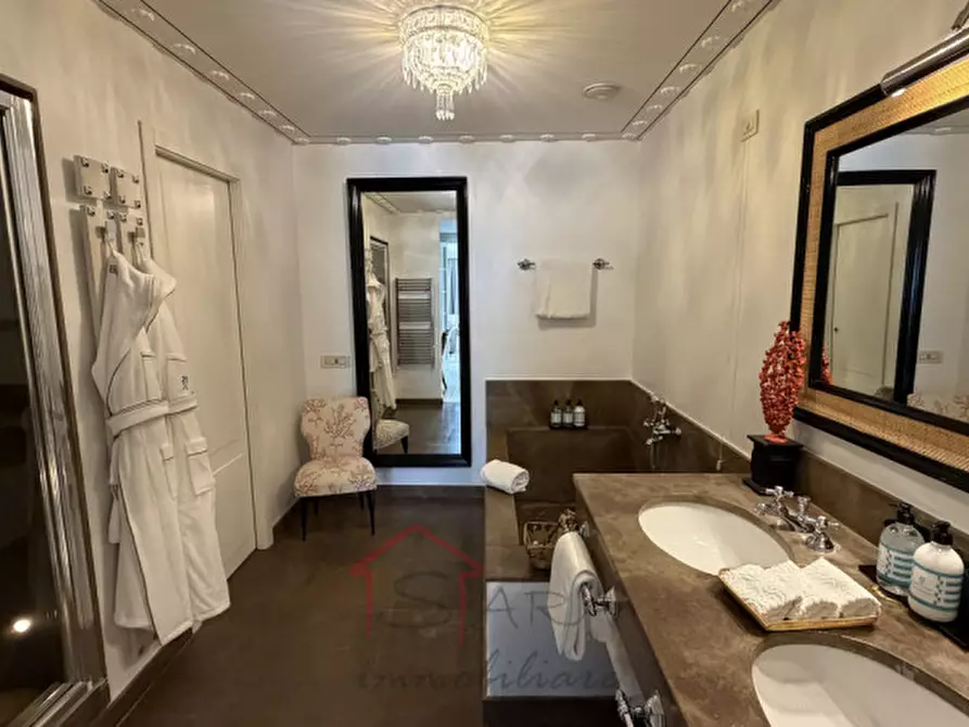Immagine 54 di Casa indipendente in vendita  a Anacapri