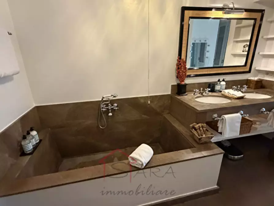 Immagine 55 di Casa indipendente in vendita  a Anacapri