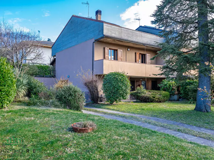 Immagine 12 di Villa in vendita  in Via Alexander Fleming a Monte San Pietro