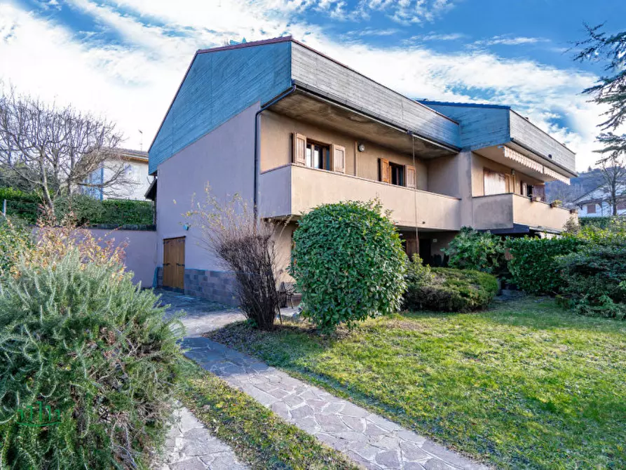 Immagine 13 di Villa in vendita  in Via Alexander Fleming a Monte San Pietro