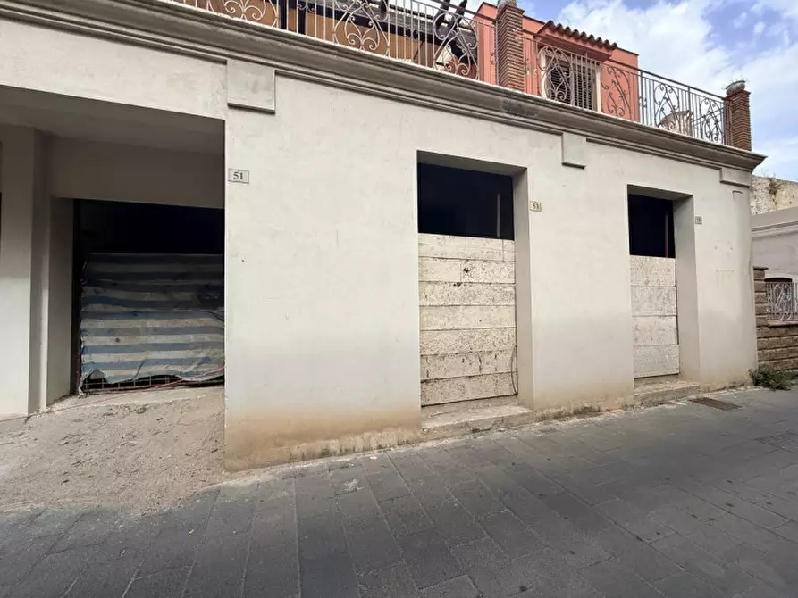 Immagine 10 di Negozio in vendita  in via raffaele colosi a Milazzo