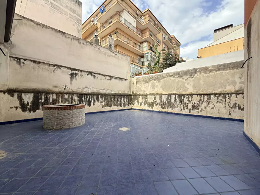 Immagine 22 di Negozio in vendita  in via raffaele colosi a Milazzo