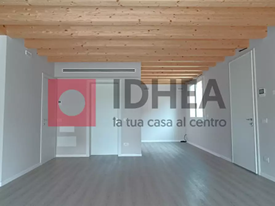 Immagine 4 di Appartamento in vendita  in lanzago a Silea