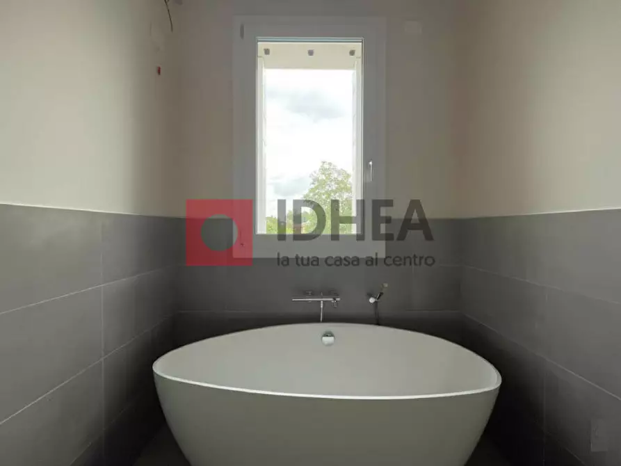Immagine 16 di Appartamento in vendita  in lanzago a Silea