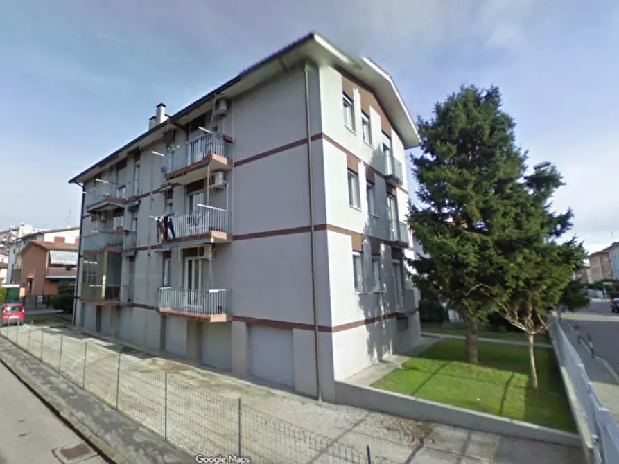 Immagine 1 di Appartamento in vendita  in Via Giuseppe Baretti a Padova