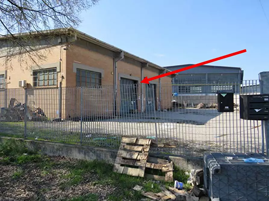 Immagine 2 di Capannone industriale in vendita  in Via Jean Monnet 2 a Verona