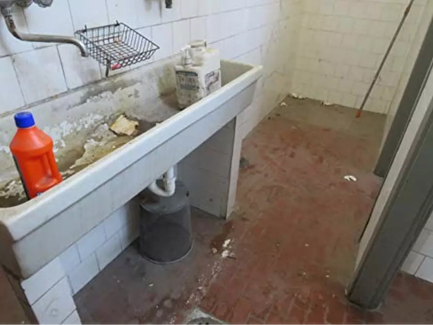Immagine 12 di Capannone industriale in vendita  in Via Jean Monnet 2 a Verona