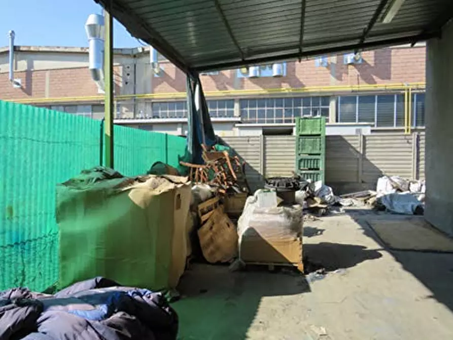 Immagine 14 di Capannone industriale in vendita  in Via Jean Monnet 2 a Verona