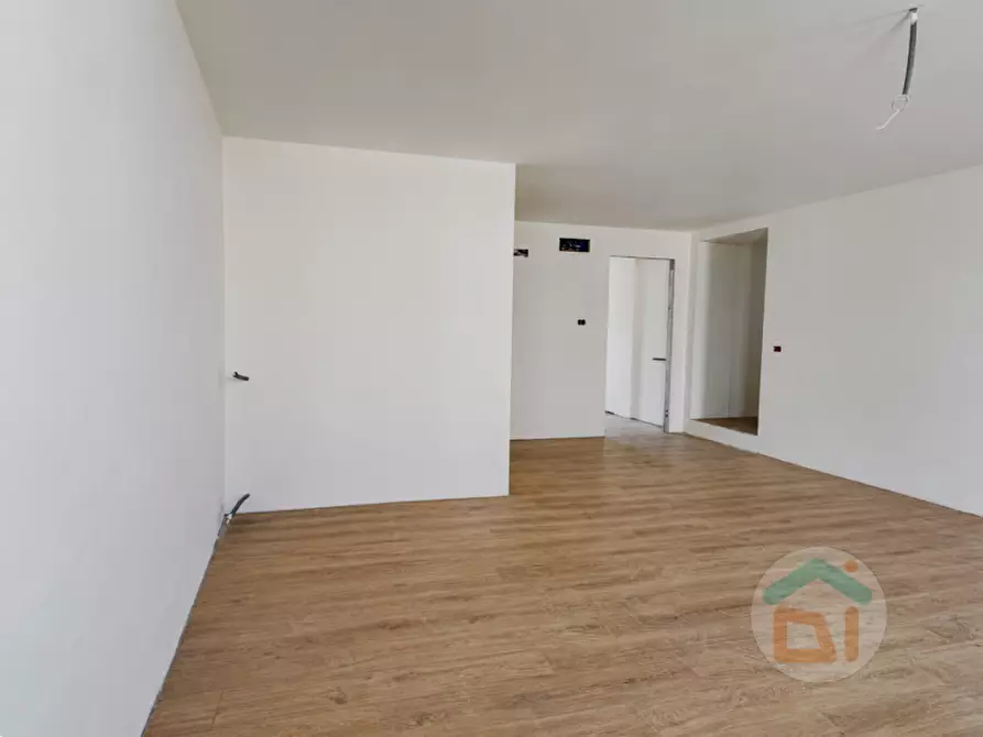 Immagine 4 di Appartamento in vendita  in Piazza Camillo Benso Conte di Cavour a Gorizia