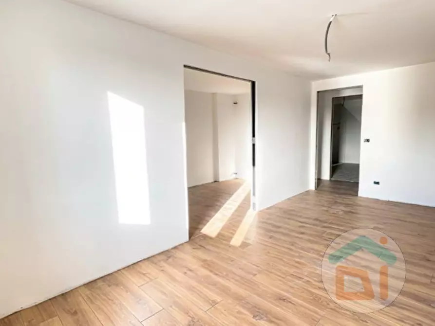Immagine 15 di Appartamento in vendita  in Piazza Camillo Benso Conte di Cavour a Gorizia