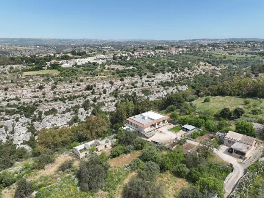 Immagine 14 di Casa indipendente in vendita  a Modica