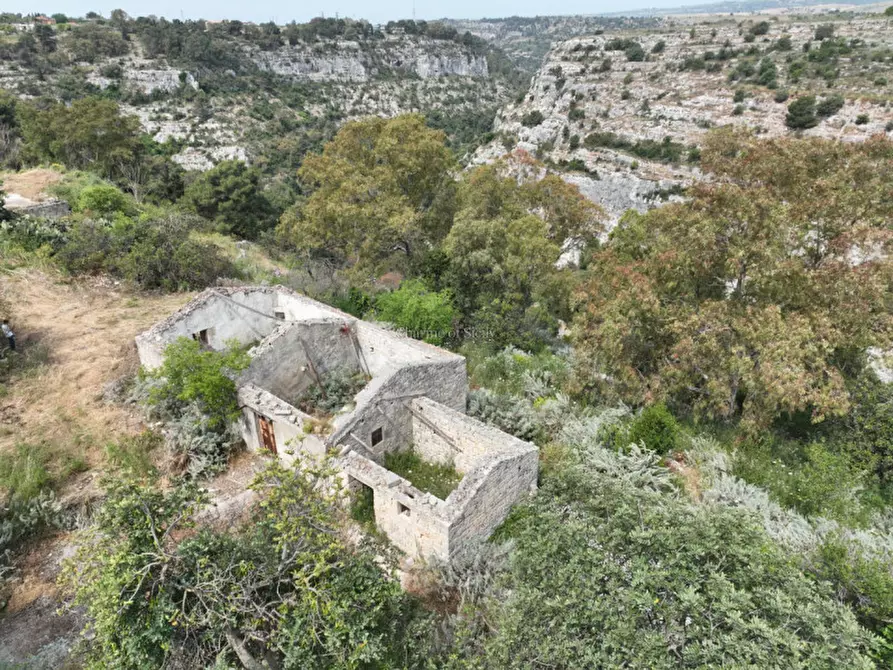 Immagine 25 di Casa indipendente in vendita  a Modica