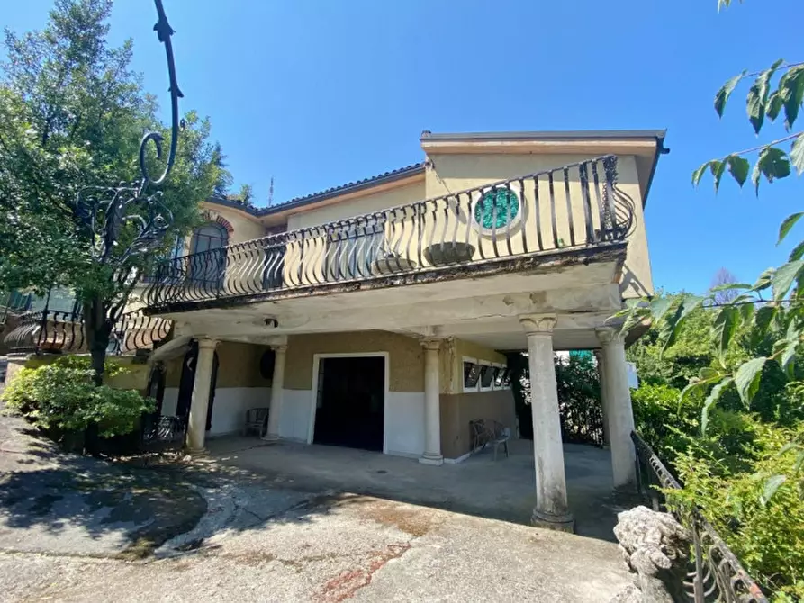 Immagine 2 di Casa indipendente in vendita  in Via Cialdini a Vicenza