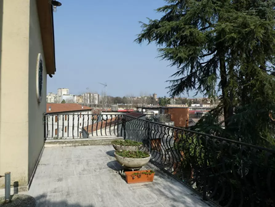 Immagine 27 di Casa indipendente in vendita  in Via Cialdini a Vicenza