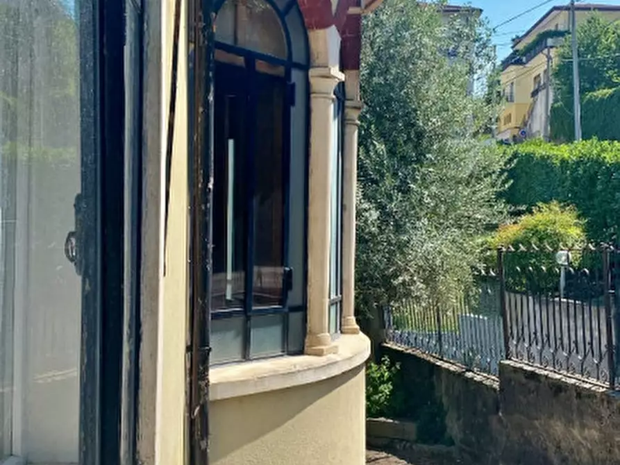 Immagine 33 di Casa indipendente in vendita  in Via Cialdini a Vicenza
