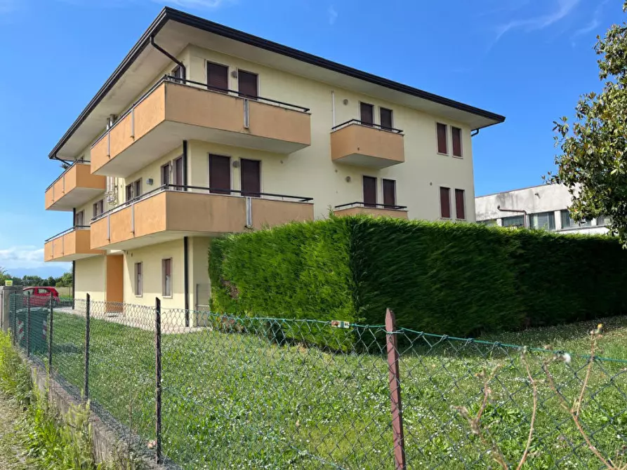 Immagine 1 di Appartamento in vendita  in viale della memoria a Veggiano