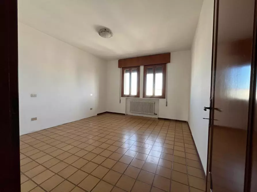 Immagine 10 di Appartamento in vendita  in viale della memoria a Veggiano