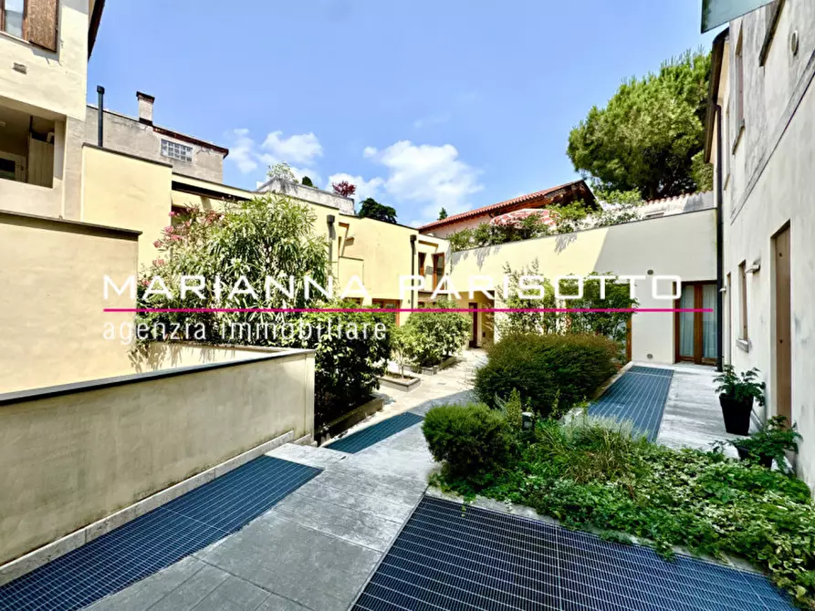 Immagine 9 di Appartamento in vendita  in Via Beata Giovanna, 59 a Bassano Del Grappa