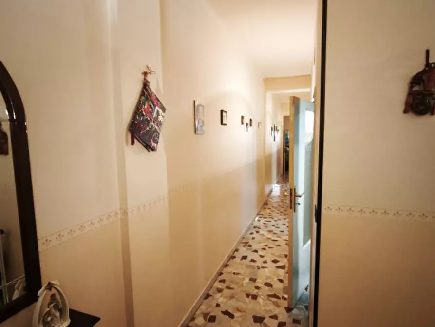 Immagine 3 di Appartamento in vendita  in Via Verzieri, 13 a Andria