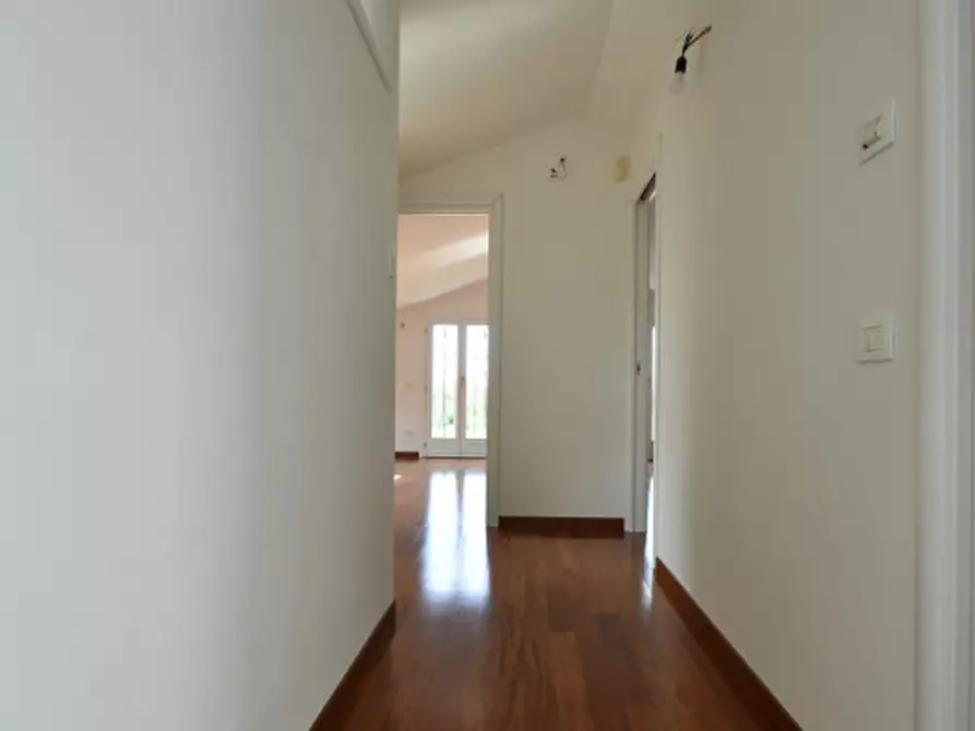 Immagine 22 di Casa bifamiliare in vendita  in Località Ca' di Mezzo 159 a Bussolengo
